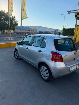 Toyota Yaris 2006