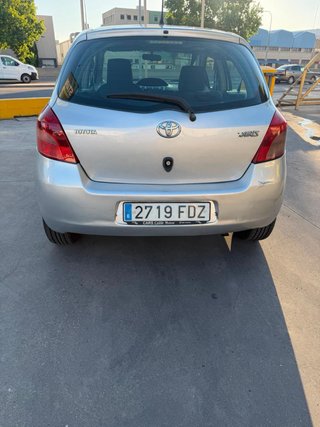 Toyota Yaris 2006
