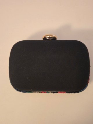 Bolso de fiesta con abalorios