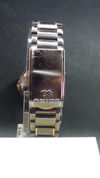 Seiko SQ100 5H22-7A50 A4 Orologio