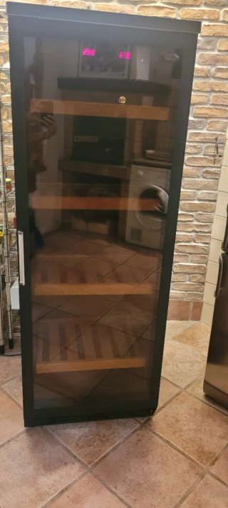 Vinoteca botellero vino