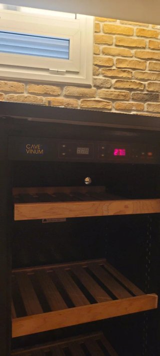 Vinoteca botellero vino