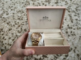 Reloj Festina Dorado de Acero Inoxidable