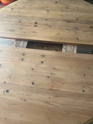 Tavolo rotondo in legno massello