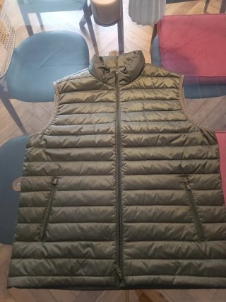 Chaleco plumífero Emidio Tucci verde oliva