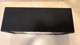 Cajón Subwoofer JBL Doble Coche