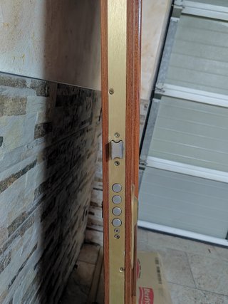 Puerta exterior madera semiblindada