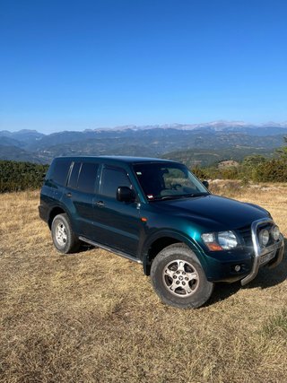 Mitsubishi Montero 2001