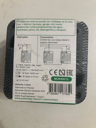 CONMUTADOR DE SUPERFICIE PARA EXTERIOR. GRIS