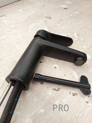 Soka - Rubinetto da bagno in ottone nero