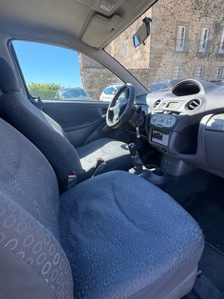 Toyota Yaris 2004