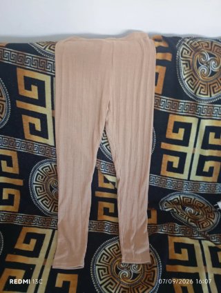 Leggings Shein Beige Canalé