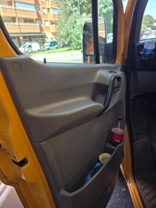 Mercedes-Benz Sprinter SIN MOTOR