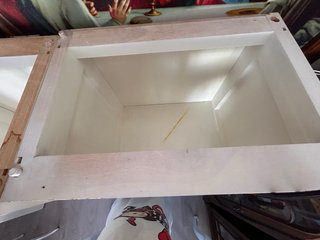 Vitrinas, recibidor y silla decoración