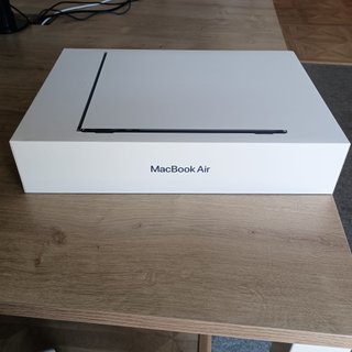 Caja MacBook Air y Pro Apple