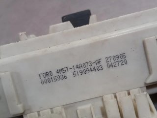Caja reles / fusibles FORD FOCUS BERLINA (CAP)