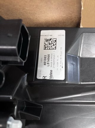 Faro Derecho LED Cupra 451053 Valeo Nuevo
