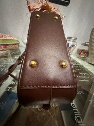 Borsa stile Miu Miu marrone scuro in ecopelle
