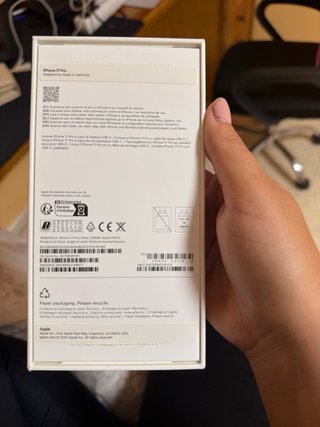 Caja iPhone 17 Pro