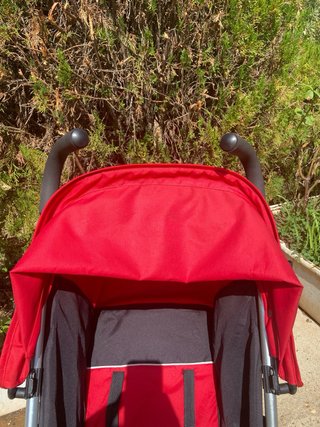 Silla de paseo Nurse con protector para lluvia.