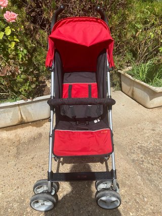 Silla de paseo Nurse con protector para lluvia.