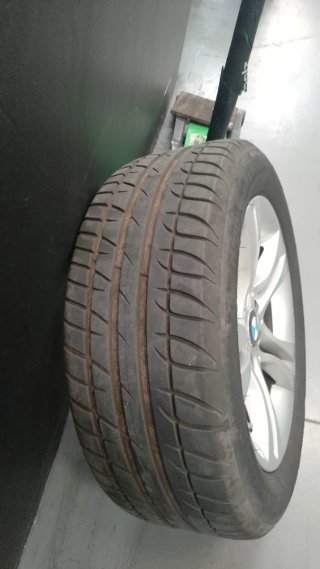 Llantas BMW R16 con neumáticos