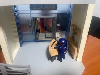 Playmobil Comisaría Policía Antigua + Figuras