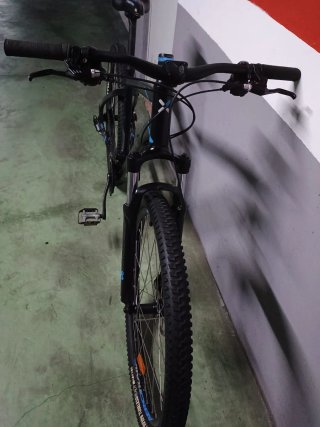 Bicicleta rockrider St520  talla L(1,78 +1,88)