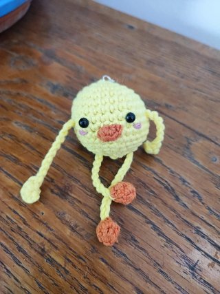 Llaveros tejidos crochet frutas y animales