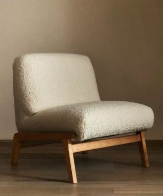 Butaca de tela y madera