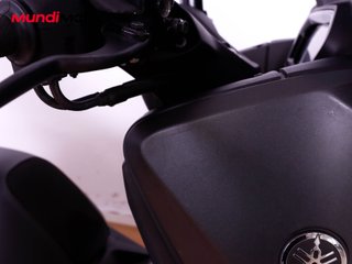 YAMAHA X-MAX 300