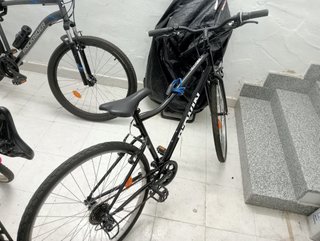 Bici BTWIN Riverside Negra 28 Perfecto Estado