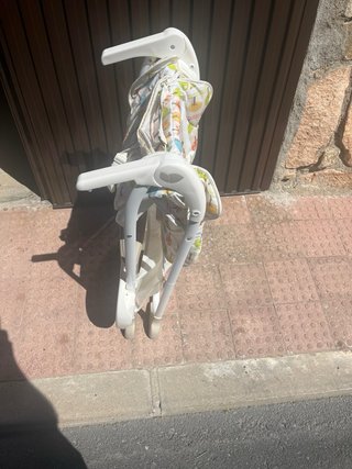 Trona Joie para bebé