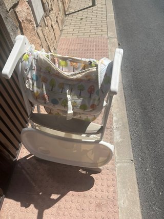Trona Joie para bebé
