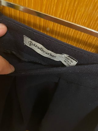 Falda corta Stradivarius azul marino