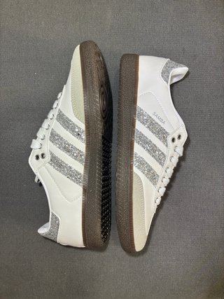 Adidas Samba Blancas detalles Purpurina Plateada