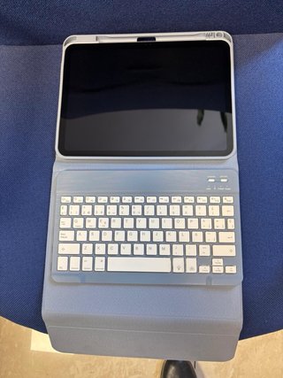 iPad 11 2025 con 256GB Gris Batería 100%