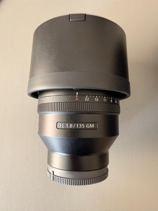 Sony FE 135mm F1.8 GM Objetivo