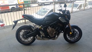 Honda CB650R Negra