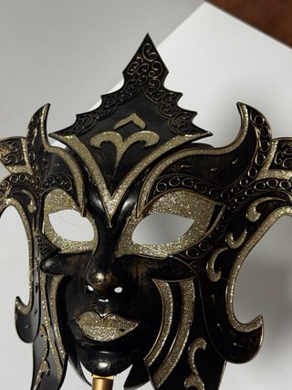 Maschera di Carnevale Artigianale Italia Nero Dorato