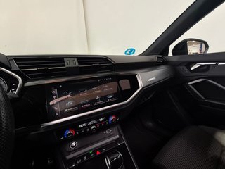 Audi Q3 S line 45 TFSIe S tronic