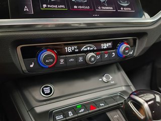 Audi Q3 S line 45 TFSIe S tronic