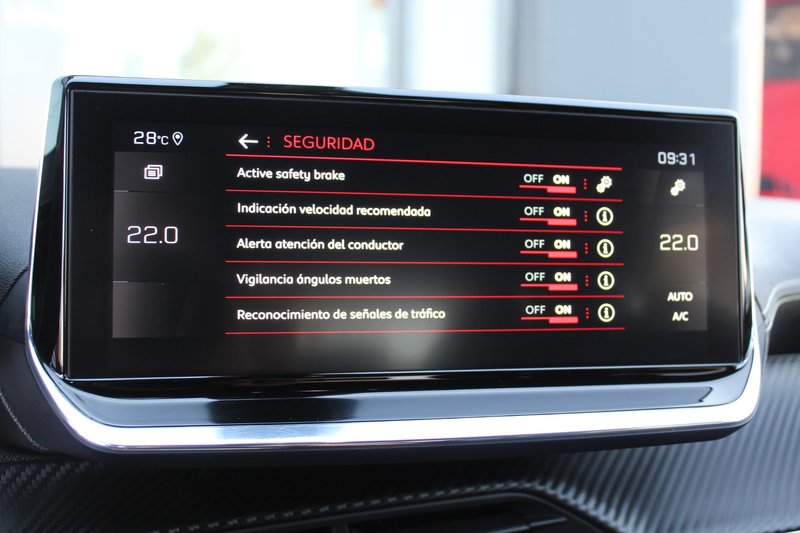 Peugeot 2008 2021, foto 15