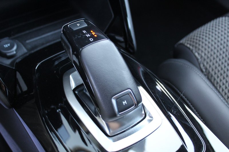 Peugeot 2008 2021, foto 18