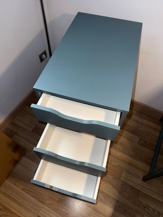 Escritorio IKEA Alex con cajonera