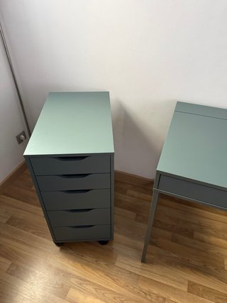 Escritorio IKEA Alex con cajonera