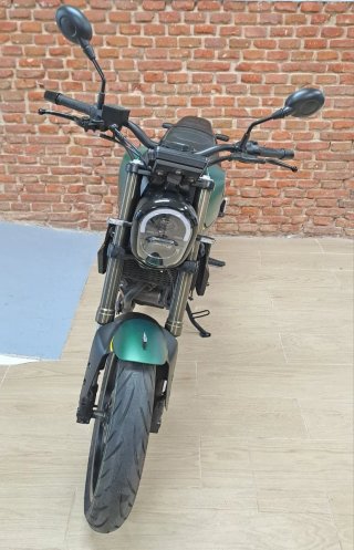Benelli Leoncino 125