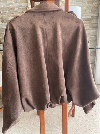 Chaqueta Zara efecto ante marrón