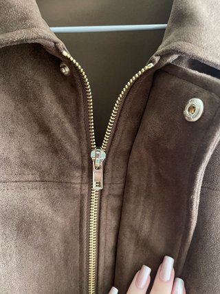 Chaqueta Zara efecto ante marrón