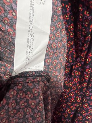 Talla S. Vestido estampado manga larga MANGO.